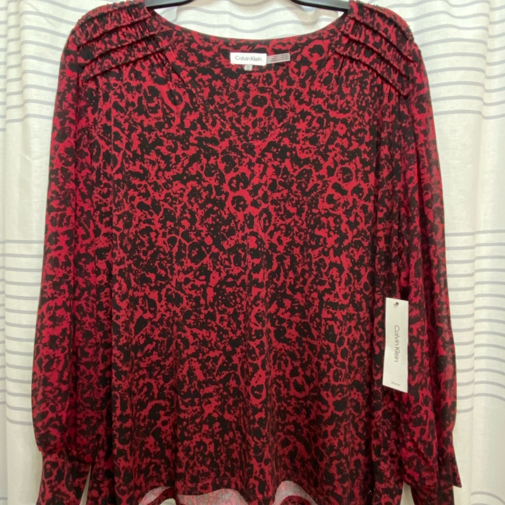 Calvin Klein Red and Black Patterned Top
